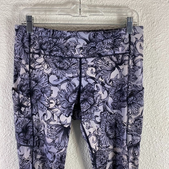 Lululemon Speed Up Tight Hanakotoba Starlight Multi SZ 10 - Picture 2 of 7